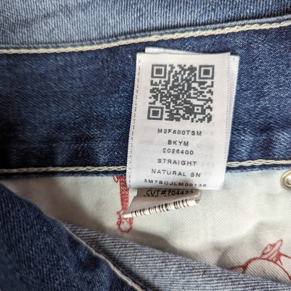 True Religion Mens Straight Leg Medium Wash Jeans - Picture 8 of 14